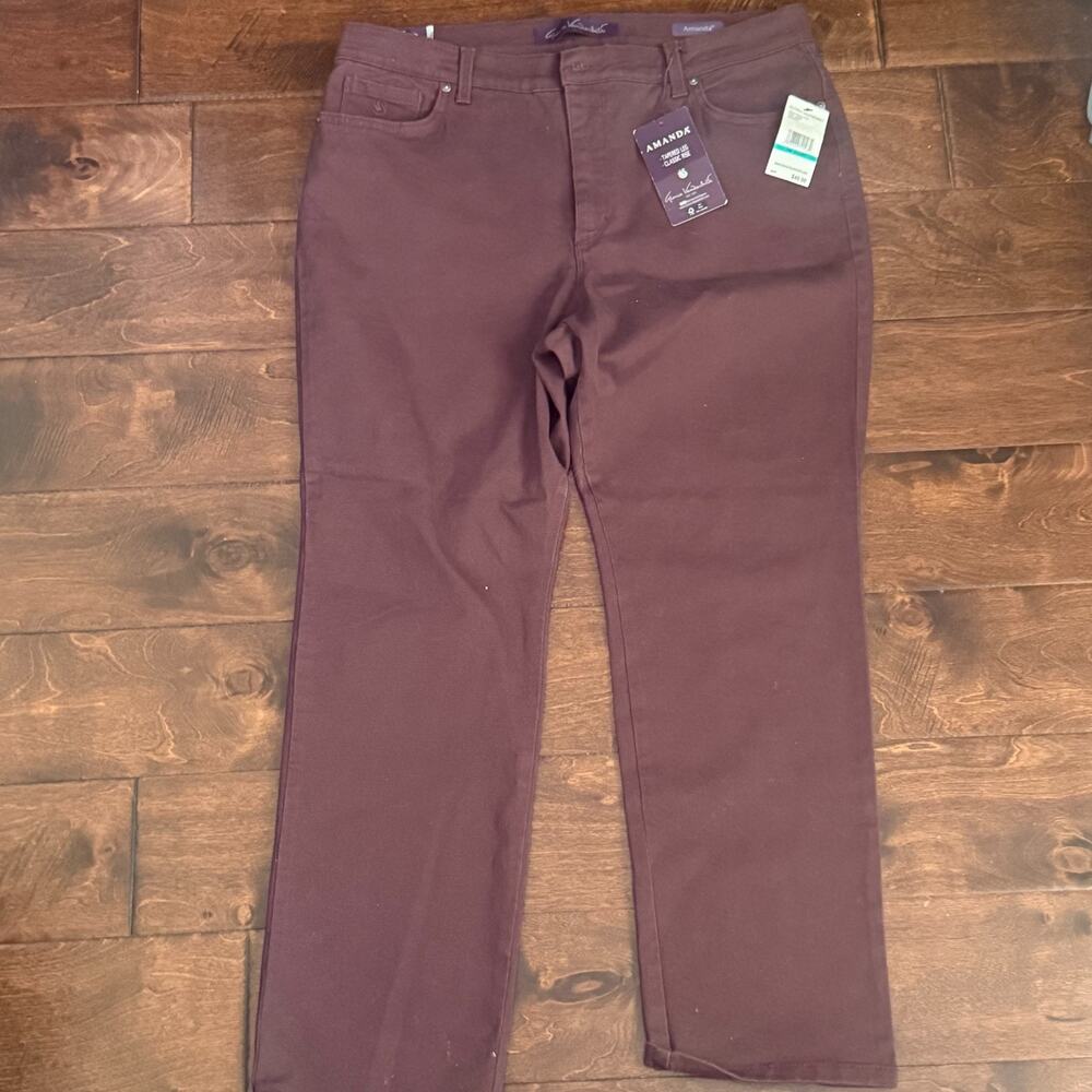 Gloria Vanderbilt Amanda Jeans Women Port Wine Slimming Tapered Leg 16 P Short
